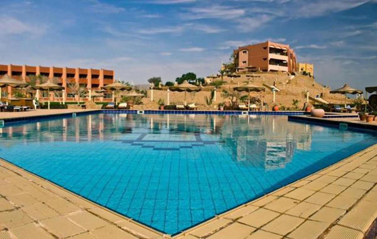 עיין סוחנה Fanar Hotel מראה חיצוני תמונה