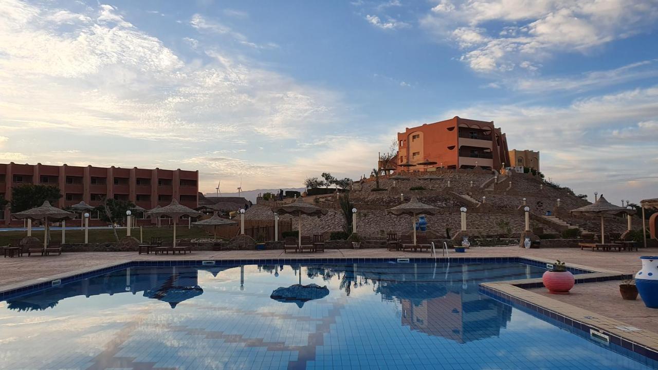 עיין סוחנה Fanar Hotel מראה חיצוני תמונה